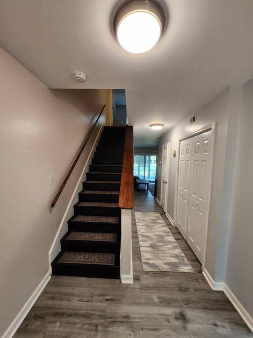 Appartamento Townhouse Of Tranquility Little River Esterno foto
